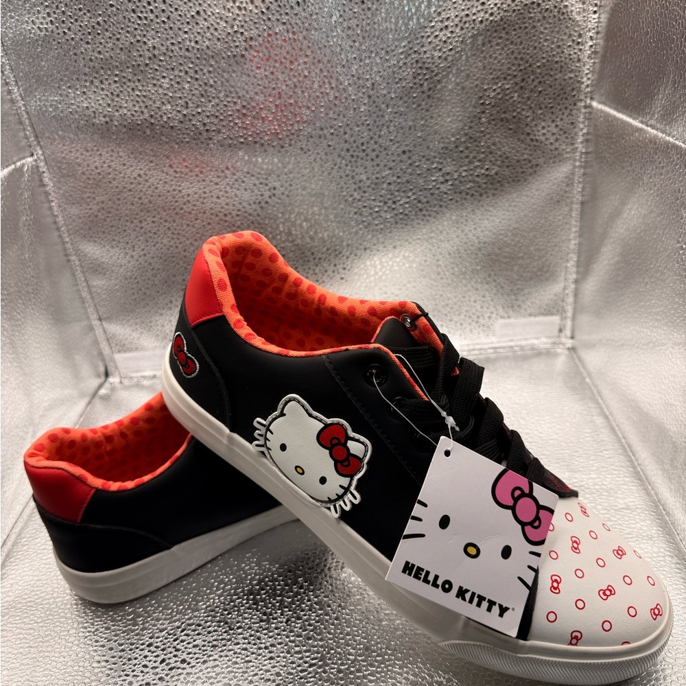 New Charlotte Ruse×KITTY Hello Kitty Kids Red & Black Sneaker Shoes kawaii Sz 10